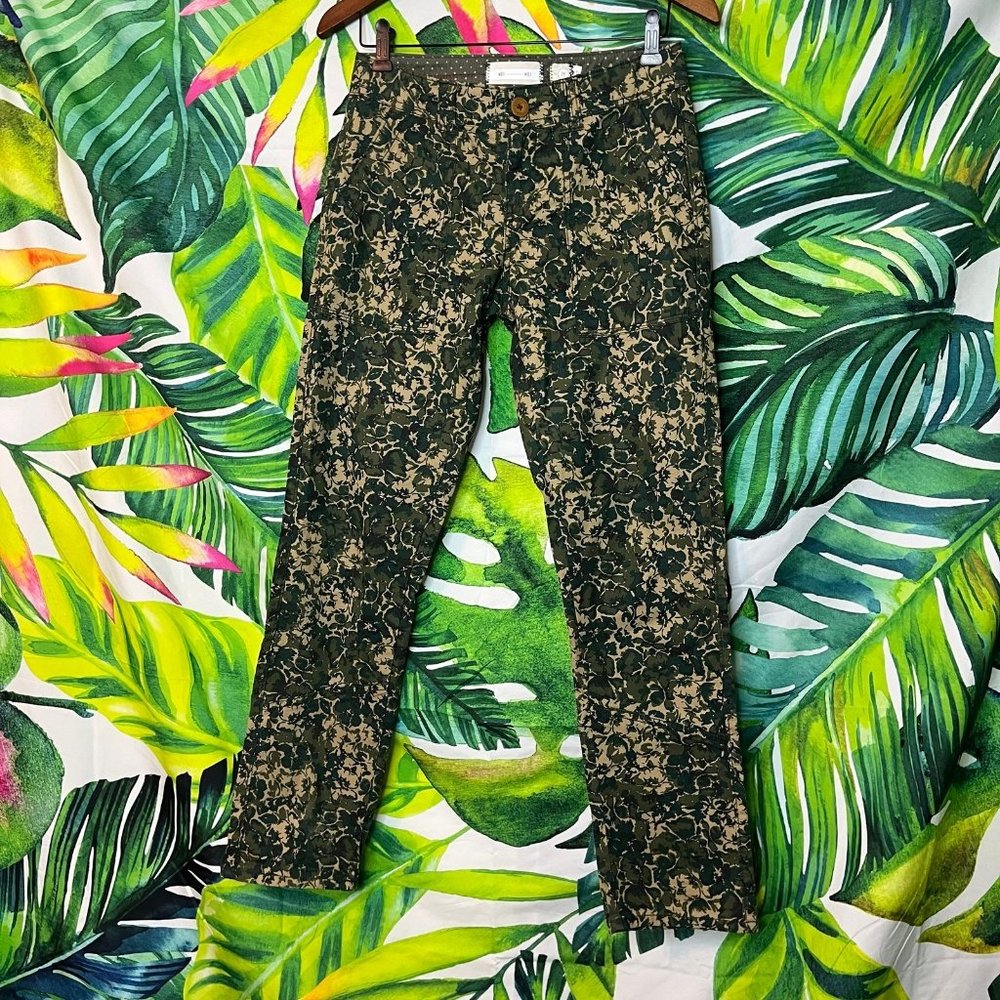 Anthropologie Hei Hei 26 Green Tan Sylvan Camo Floral Print Spring Ankle Pants